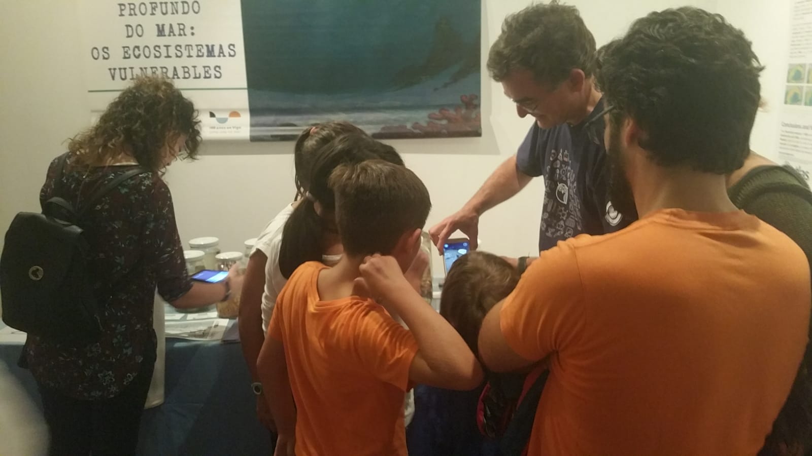 The Spectacular! app in action at European Researchers Night, Vigo. (c) IEO-Vigo ATLAS team